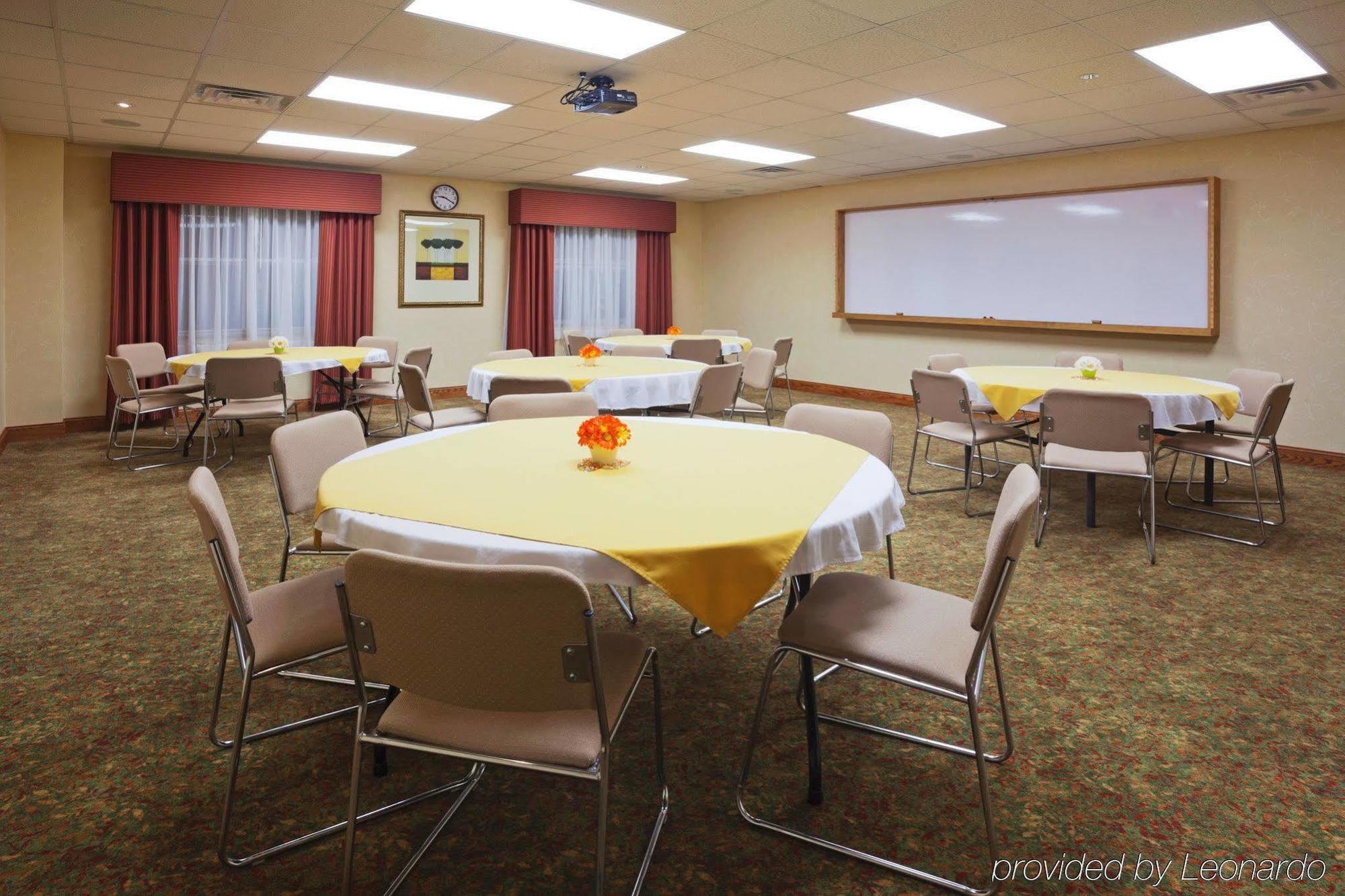 Country Inn & Suites By Radisson, Ithaca, Ny Επιχειρήσεις φωτογραφία